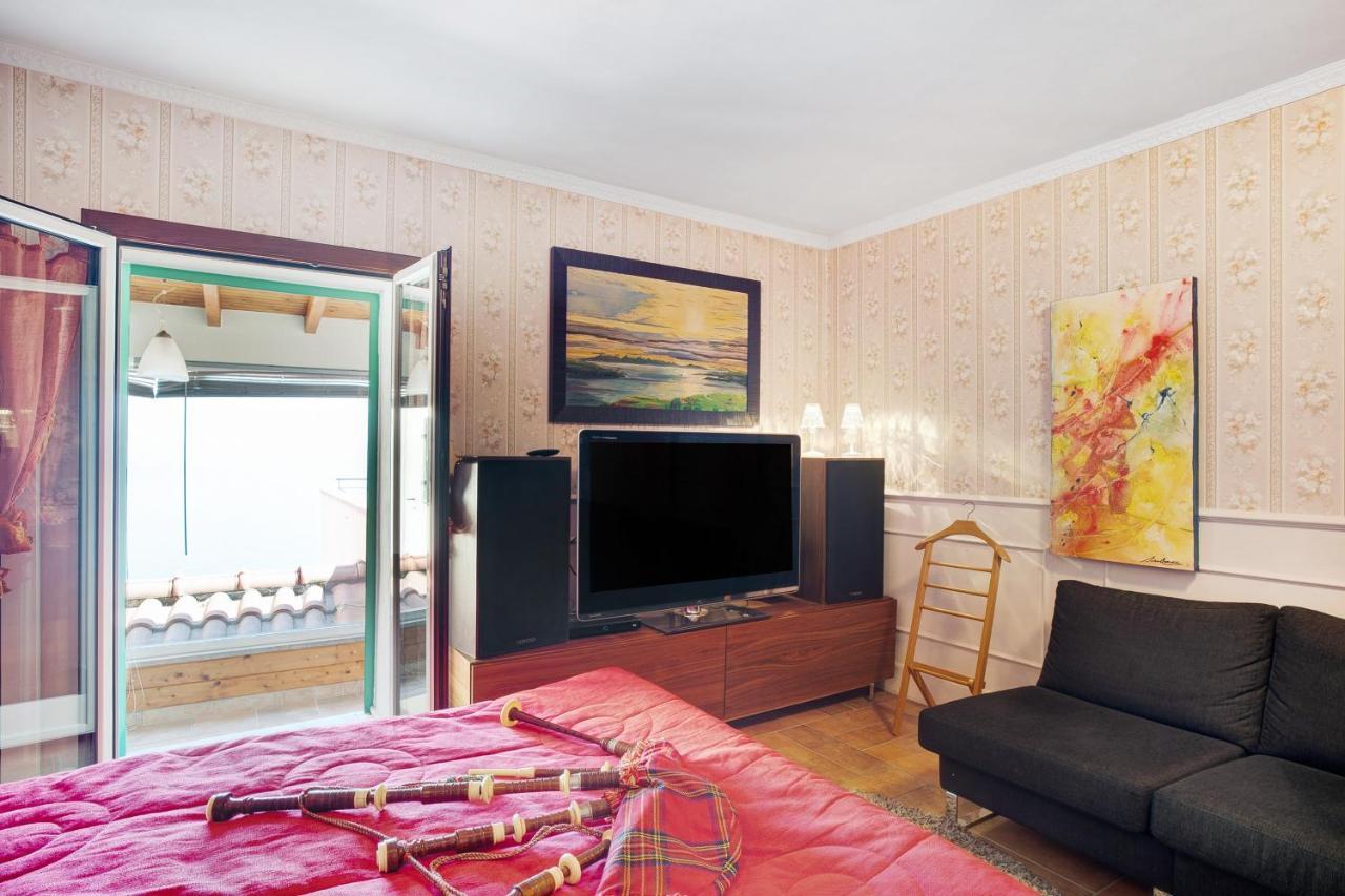 Casa Scotland Apartment Ventimiglia Ngoại thất bức ảnh
